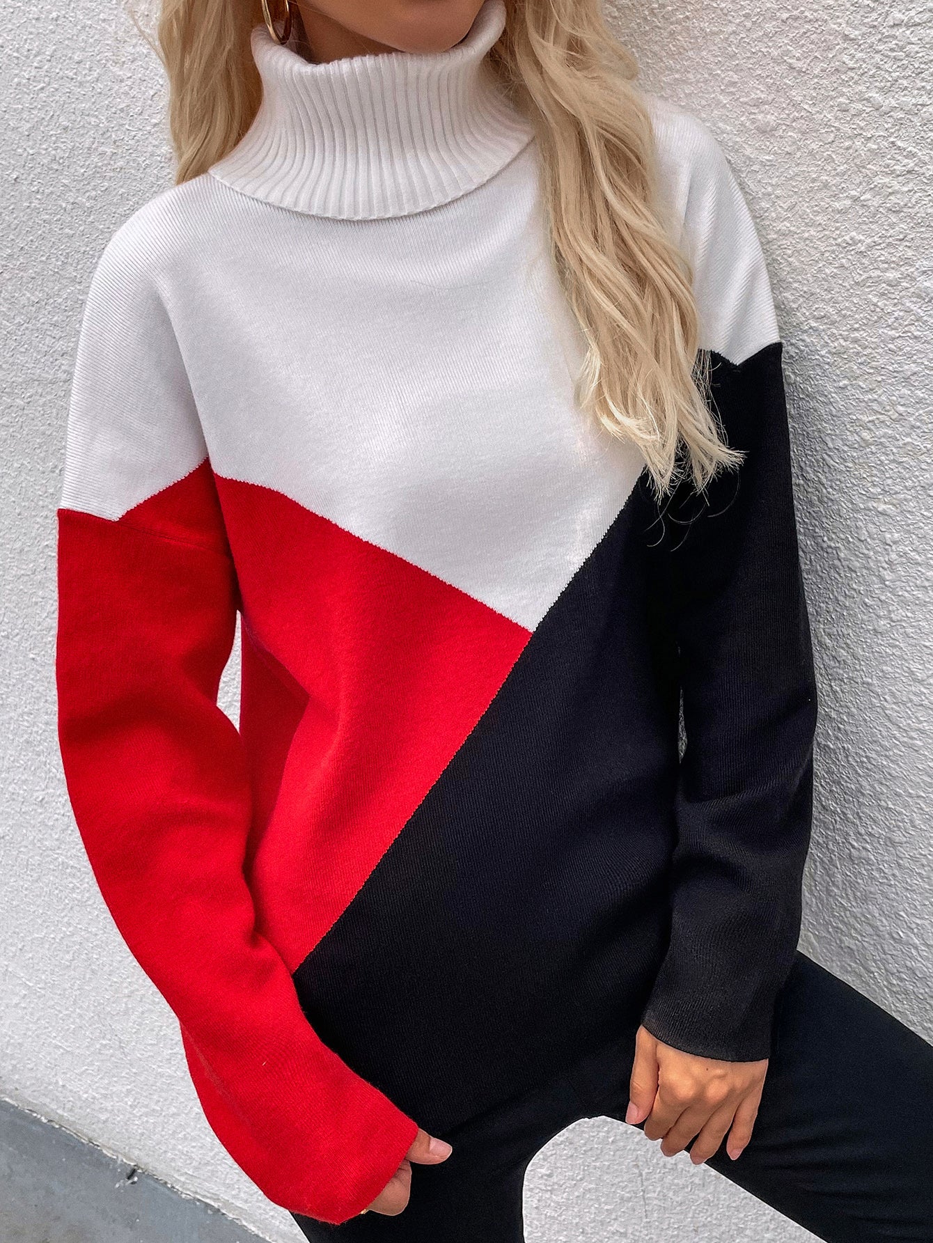 Color Block Dropped Shoulder Turtleneck Sweater